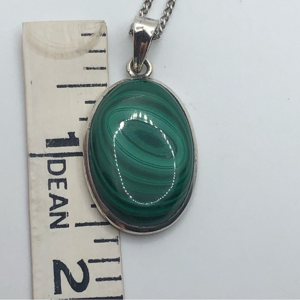 Vtg Sterling & Malachite Oval Cabochon Pendant & Chain 24” + 1.6” Pendant - Picture 9 of 10